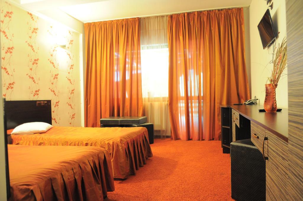 Pensiunea Valahia Brezoi Quarto foto